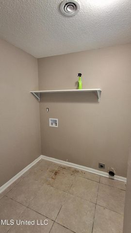 2881 Normandy Drive, Horn Lake, MS 38637