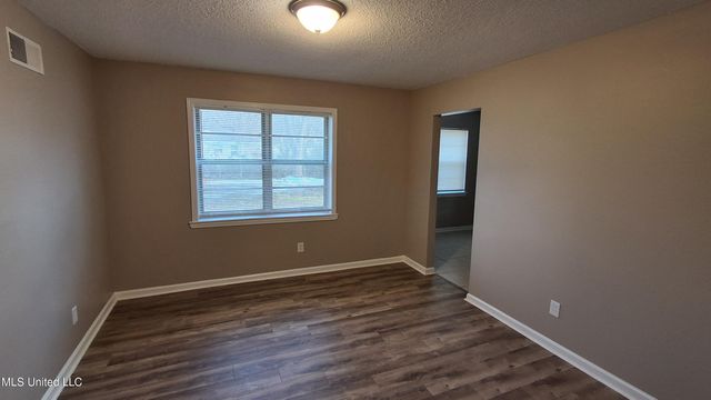 2881 Normandy Drive, Horn Lake, MS 38637