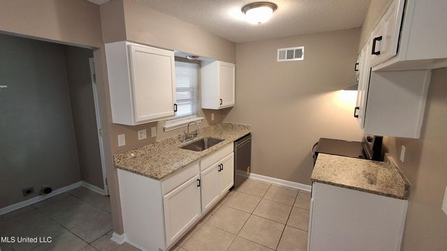 2881 Normandy Drive, Horn Lake, MS 38637