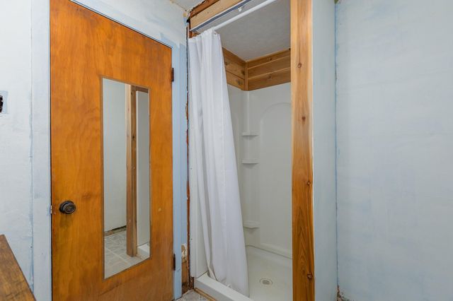 409 E Linney Street, Dayton, TX 77535