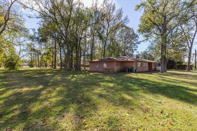 409 E Linney Street, Dayton, TX 77535