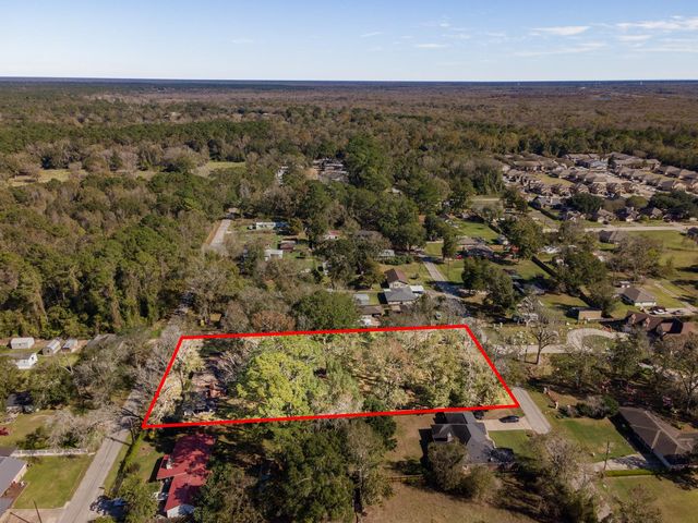 409 E Linney Street, Dayton, TX 77535