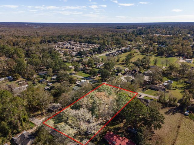 409 E Linney Street, Dayton, TX 77535