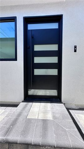 2135 N Brighton St. 102, Burbank, CA 91504