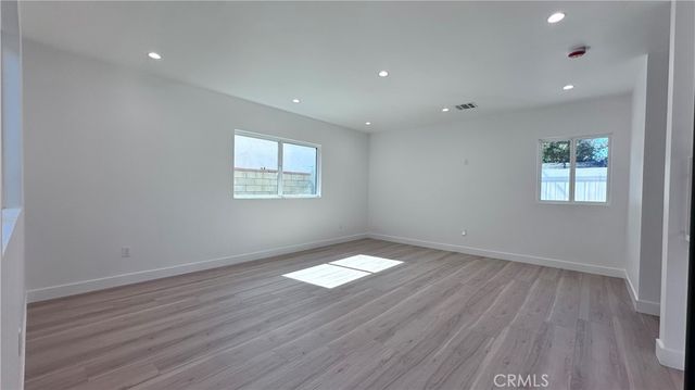 2135 N Brighton St. 102, Burbank, CA 91504