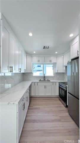 2135 N Brighton St. 102, Burbank, CA 91504