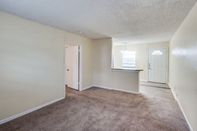 512 S Delaware Street 3, Irving, TX 75060