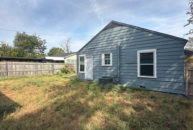 1402 Inwood Boulevard, Garland, TX 75042