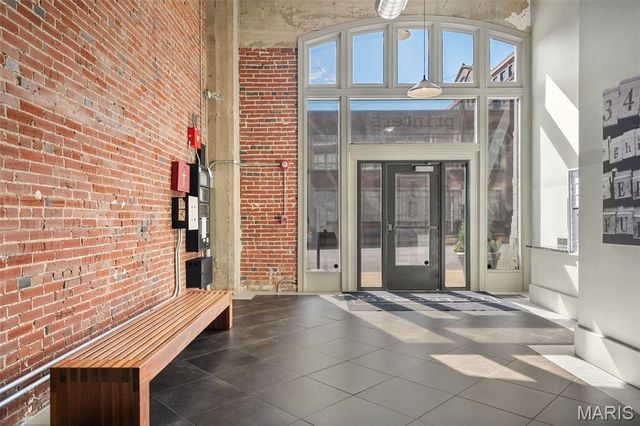 1627 Locust Street 402, St Louis, MO 63103