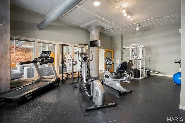 1627 Locust Street 402, St Louis, MO 63103