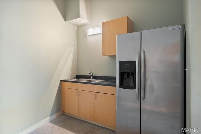 1627 Locust Street 402, St Louis, MO 63103