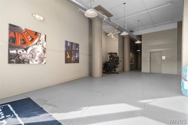 1627 Locust Street 402, St Louis, MO 63103