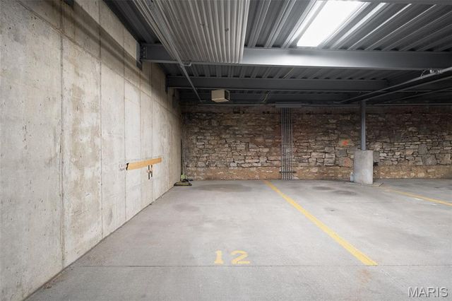 1627 Locust Street 402, St Louis, MO 63103