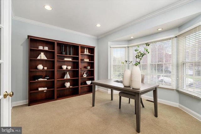 12 IRONWOOD RD, Skillman, NJ 08558