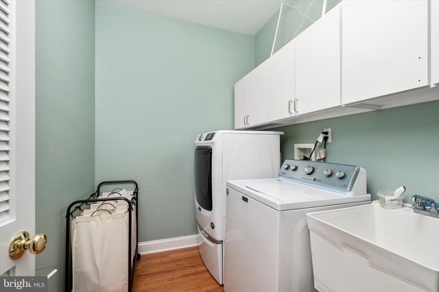 12 IRONWOOD RD, Skillman, NJ 08558