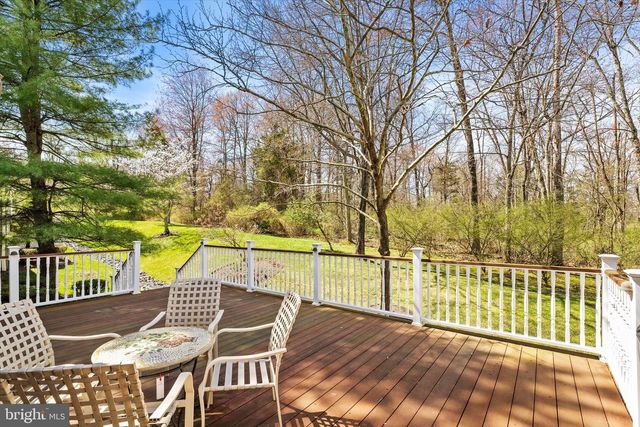 12 IRONWOOD RD, Skillman, NJ 08558