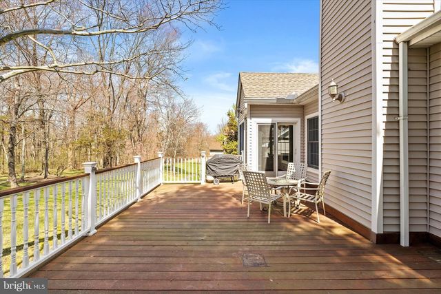 12 IRONWOOD RD, Skillman, NJ 08558