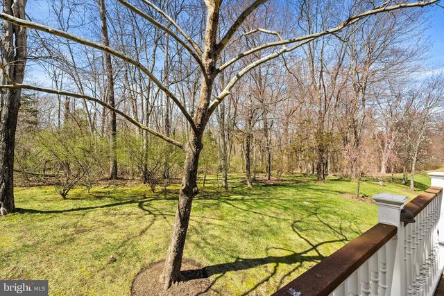 12 IRONWOOD RD, Skillman, NJ 08558