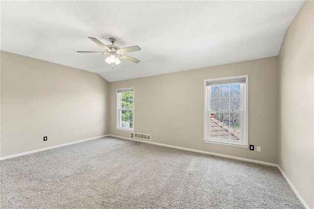 202 NW Ironbark Street, Lee's Summit, MO 64064