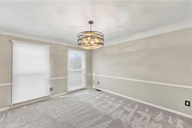 202 NW Ironbark Street, Lee's Summit, MO 64064