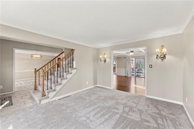 202 NW Ironbark Street, Lee's Summit, MO 64064