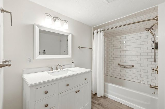 257 Meredith Neck Road, Meredith, NH 03253
