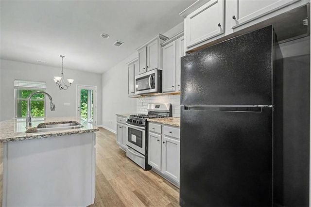 1735 Tricklin Springs, Mcdonough, GA 30252