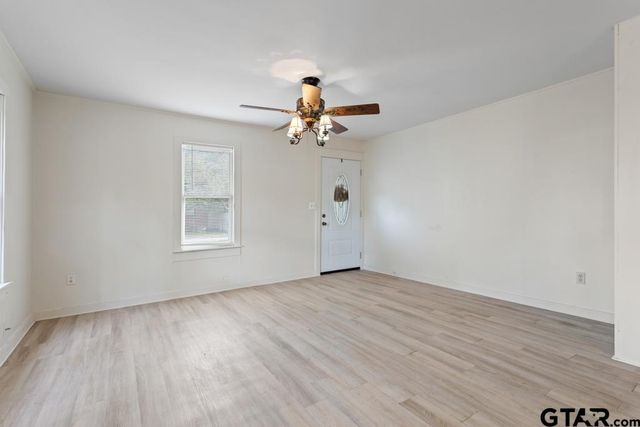 107 Mallory, Lindale, TX 75771