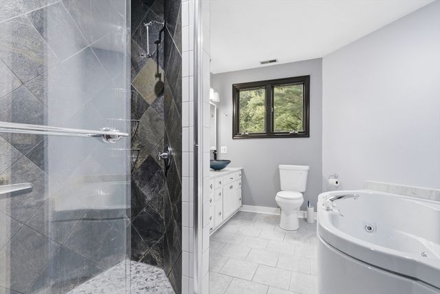 247 Hampstead St, Methuen, MA 01844