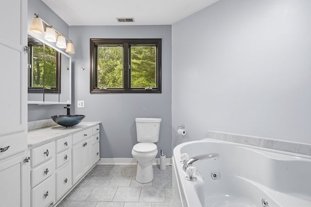 247 Hampstead St, Methuen, MA 01844