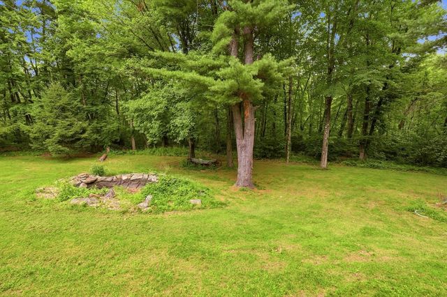 247 Hampstead St, Methuen, MA 01844