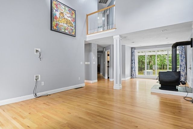 247 Hampstead St, Methuen, MA 01844
