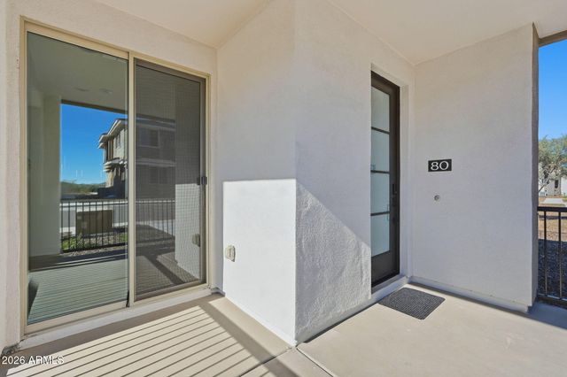 2121 W SONORAN DESERT Drive 80, Phoenix, AZ 85085