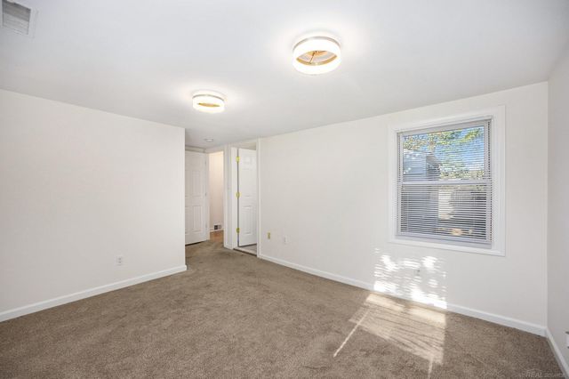 2368 Allard Avenue, Grosse Pointe Woods, MI 48236