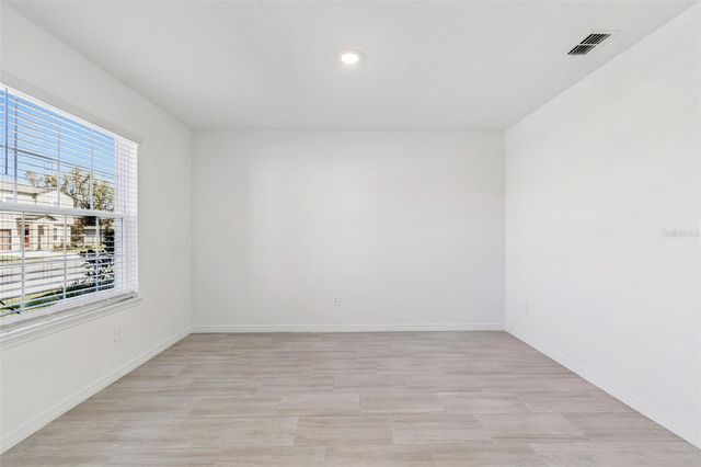 1712 TROPICAL OASIS AVENUE, Plant City, FL 33565