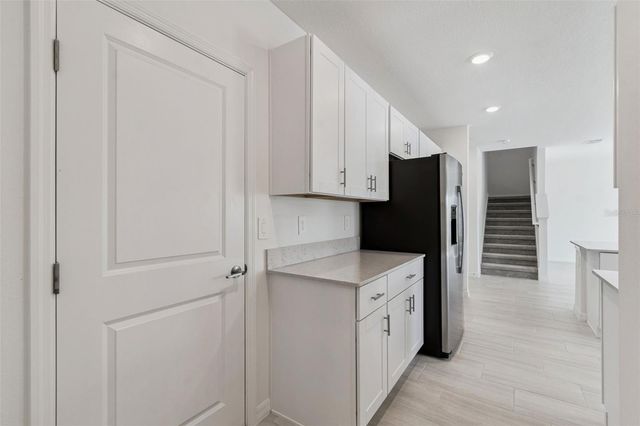 1712 TROPICAL OASIS AVENUE, Plant City, FL 33565