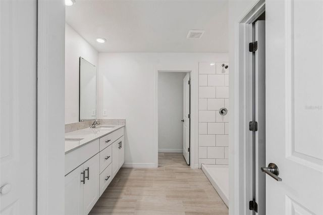 1712 TROPICAL OASIS AVENUE, Plant City, FL 33565