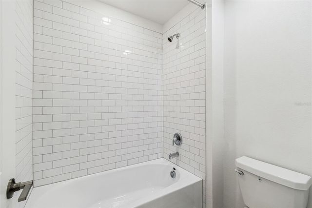 1712 TROPICAL OASIS AVENUE, Plant City, FL 33565