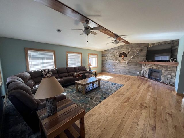 51519 County Road E, Steuben, WI 54657