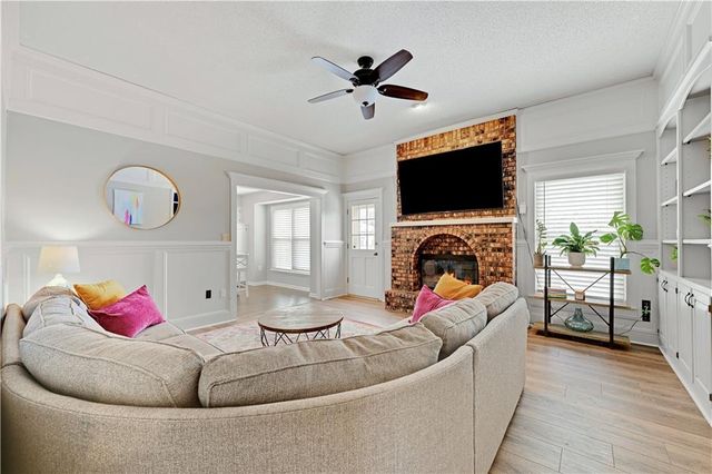 7330 Long Avenue, Shawnee, KS 66216