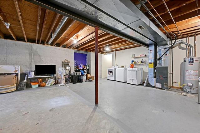 7330 Long Avenue, Shawnee, KS 66216