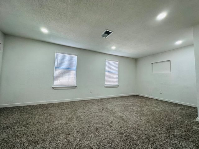 1325 Alta Vista Street, Mesquite, TX 75149