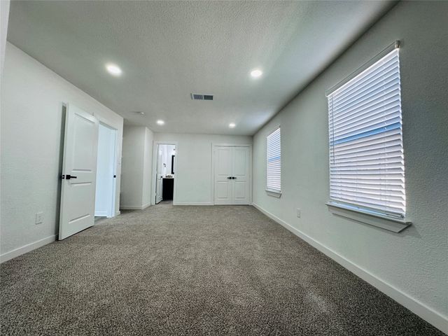 1325 Alta Vista Street, Mesquite, TX 75149