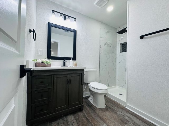 1325 Alta Vista Street, Mesquite, TX 75149