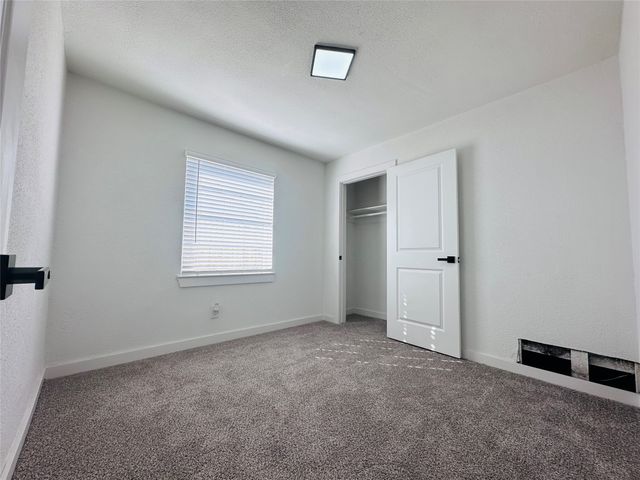 1325 Alta Vista Street, Mesquite, TX 75149