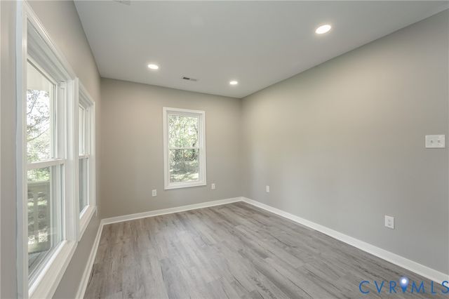 1125 Salem Ave, Hopewell, VA 23860