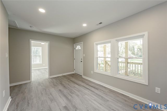 1125 Salem Ave, Hopewell, VA 23860