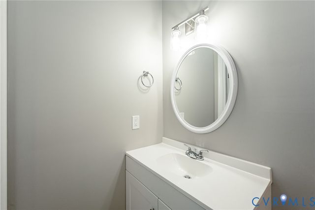 1125 Salem Ave, Hopewell, VA 23860