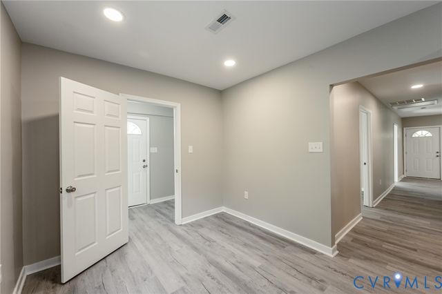 1125 Salem Ave, Hopewell, VA 23860