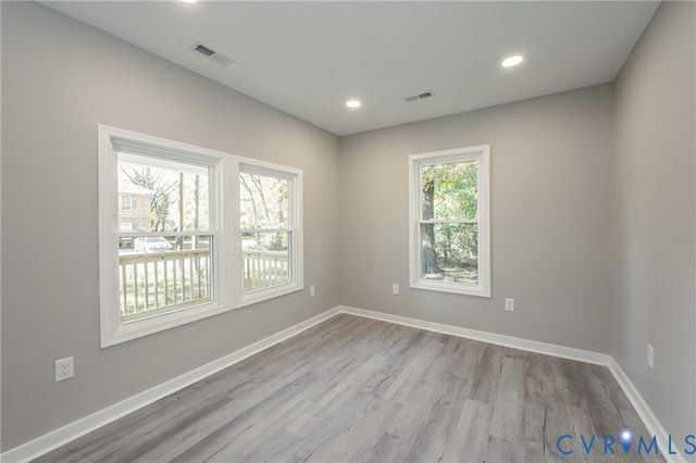 1125 Salem Ave, Hopewell, VA 23860